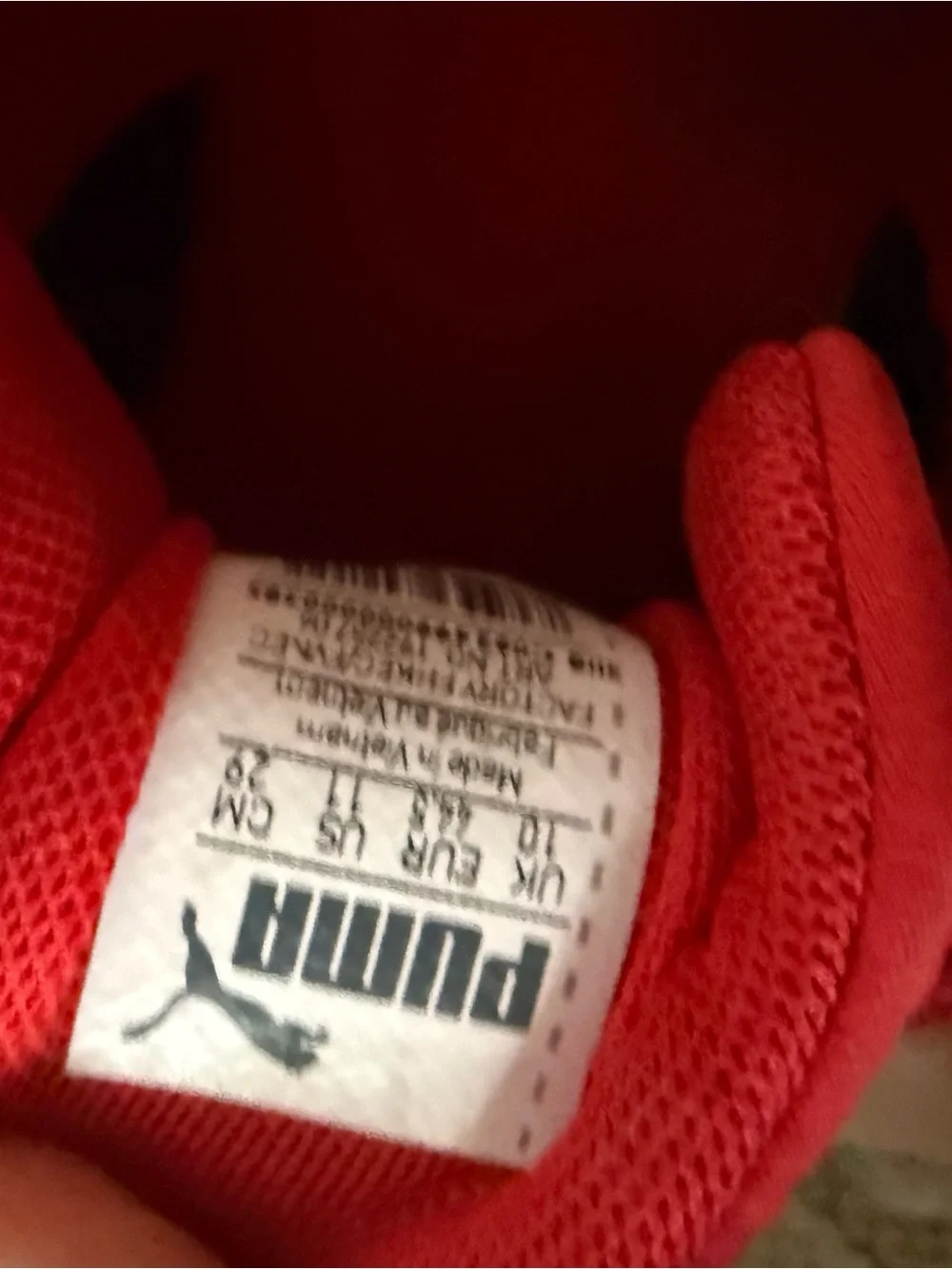 Men’s Puma sneakers